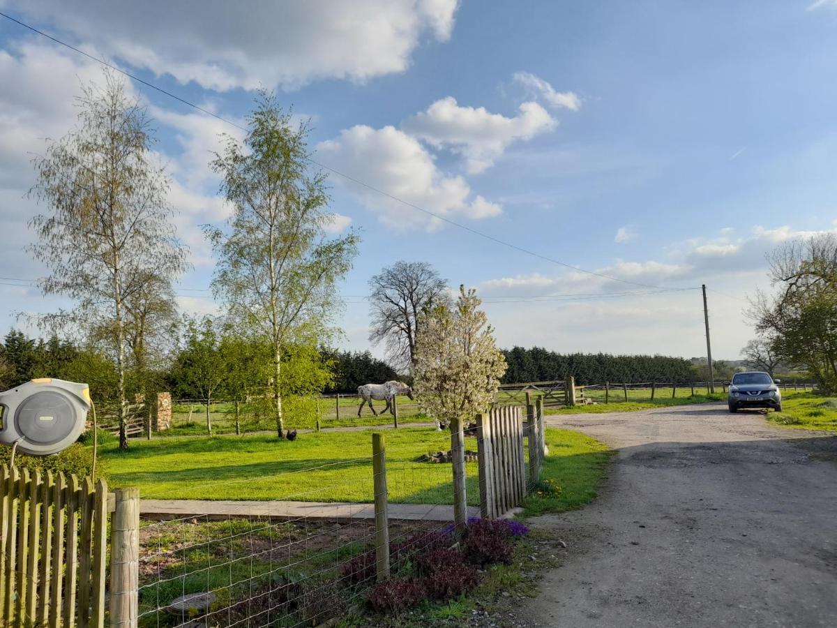 Mile House Barn Bed & Breakfast Nantwich Exterior foto
